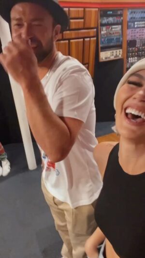 Agnez Mo Instagram - Why are we like this? 😩😩 we played too much.

@justintimberlake 

But what I was gonna say is music is fuckin good in this studio.. 😏 (oh and JT’s new album is next level shit 🔥)

#AGNEZMO