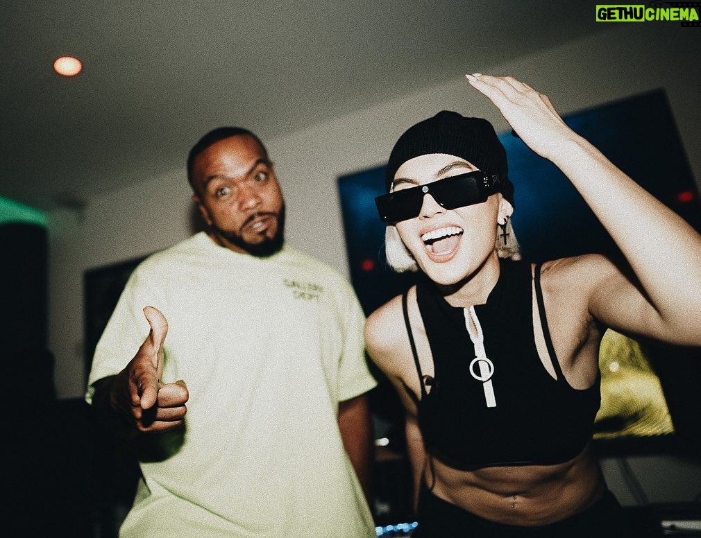 Agnez Mo Instagram - Makin music should always be this fun @timbaland TIMBO x AGNEZ MO who ready? #AGNEZMO #TIMBALAND