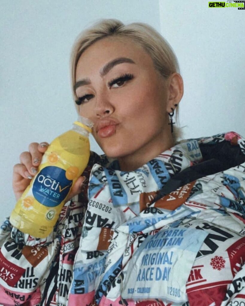 Agnez Mo Instagram - Jetlagging but i need to go straight to rehearsal!! @activwaterid helps me go through my daaays! #AGNEZMO