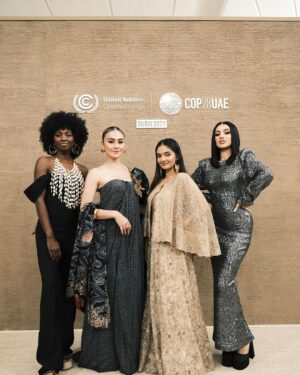 Agnez Mo Instagram - 🎵 COP28 is bringing the world together to Unite, Act and Deliver climate action to leave a #LastingLegacy

🌍 Change starts here. @unhcr_arabic @rescueorg #AGNEZMO @cop28uaeofficial