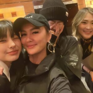 Agnez Mo Instagram - Was looking for my driver…. 🥹😂 hey.. it’s “anges” here #AGNEZMO New York, New York