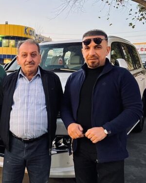Ahmad Jola Instagram - بەندە لەگەڵ علی حاجی بەکر
Admin/@7amajola