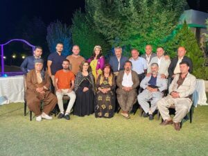 Ahmad Jola Instagram - ستافی پەتریپۆت لە بەرنامەیەکی تایبەت بە جەژن لەگەڵتان ئەبین 
چاوەڕوانی بەرنامەیەکی تایبەت و جیاواز بن 
لە شەوی جەژن 
کاتژمێر ۹ 
Admin/@7ama_._ahmad