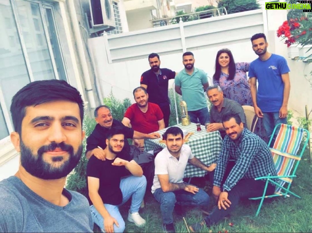 Ahmad Jola Instagram - لەگەڵ ھاوڕێیانی پەتریپۆت کاکە دابان وێنەکەی گرتوە Admin/@7ama_._ahmad