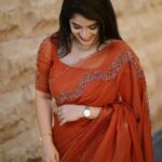 Aima Rosmy Sebastian Instagram - 🍁Capturing the awesomeness of six yards of pure grace with stunning saree designs from @tazzels3 🍁 Saree by @tazzels3 Shot @midhun.mohan_ 📸 . . . . . #sareelove #saree #festive #festivevibes Dubai, United Arab Emirates