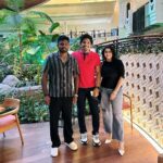 Aima Rosmy Sebastian Instagram - Man of the golden hour ⭐️🏏- rendezvous with the champ during his quick pitstop ✈️ ! Once again, congratulations dear brother ❤️ #star #centurion The Collective by Market Café