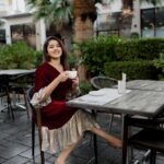 Aima Rosmy Sebastian Instagram - Its time to sparkle ✨🎄 Attire @amazebyashiyajesel 👗 Click by @poshbe.ae 📸 Sharjah