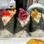 Aina Fukumoto Instagram - おにごりポーズ🍙🍙🍙笑 めっちゃ美味しかった〜🤤💓 テイクアウトもありやけど、店内やと最後に出汁茶漬けにできるからお店で食べるのがおすすめです🤭 #大阪 #おにぎり #おにぎり専門店 #おにぎり屋 #おにぎりごりちゃん #コシヒカリ #🍙