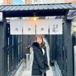 Aina Fukumoto Instagram - 神戸にある雲丹しゃぶ工藤🧡🧡🧡 食べたかった黒毛和牛のひつまぶしが想像以上の美味しさやった〜🥺💓 お肉柔らかいしタレがご飯すすみすぎるし雲丹との相性抜群やし👏 美味しすぎて3杯は余裕で食べれたな〜🤫🤫🤫 並ぶ価値ありのお店でした🫶🏽❤️ #兵庫 #神戸 #三宮 #雲丹しゃぶ工藤 #兵庫ランチ #兵庫グルメ #神戸ランチ #神戸グルメ #三宮ランチ #三宮グルメ #三ノ宮ランチ #三ノ宮グルメ #黒毛和牛 #ひつまぶし #絶品 #絶品グルメ #😋