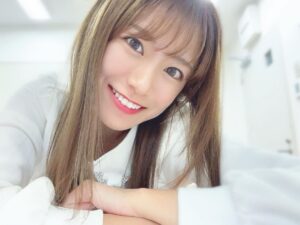 Aina Fukumoto Instagram - 関西演劇祭2023今年もMCで参加してたよ😎✨

どの劇団の作品も惹き込まれる要素が多くて色んな感情にさせてもらった🥺演劇って楽しいなあと見てて改めて感じました！！！

明日明後日も公演があってオンライン配信もあるので、気になる方は是非チェックしてみてね🤭💓

#大阪 #演劇 #関西演劇祭 #クールジャパンパーク大阪 #cooljapanparkosaka #芝居 #舞台 #お笑い #歌 #ダンス #つなぐ #つながる #演劇祭 #🤝