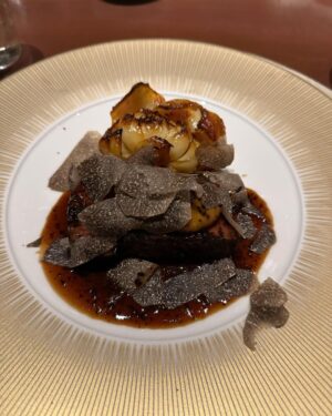 Aina Fukumoto Instagram - 地元奈良の食材とか出てくるとテンションあがるなあ〜🤭💖
どの食材もひとつひとつ丁寧に調理されてて毎回感動する🥺🥺🥺

あとSUGALABO米お家で炊いてもめっちゃ美味しかった🤤✨

#大阪グルメ #グルメ #グルメ女子 #sugalabo #スガラボ #食べるの大好き #食べるの好きな人と繋がりたい #🤤