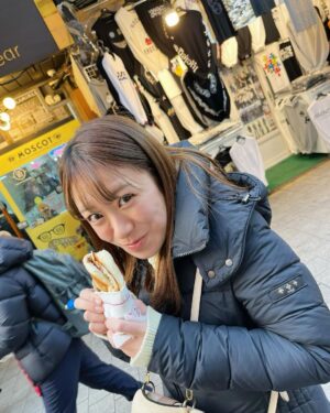 Aina Fukumoto Instagram - 年内ラスト旅行は韓国へ✈️💕

大人になってプライベートで行くのは何気に初めてやってんけど、行きたいところ食べに行きたいお店含めて全部周れたという奇跡🥺✨
改めて周りの方に恵まれすぎてるなあと感じる旅でした🙇🏽‍♀️❤️
ありがとうございました🥺❤️❤️❤️

2023年30歳節目の年で全てのことが濃すぎる1年やったなあ😌
自分の中で仕事にプライベートにしっかりやり切ったし楽しんだ！！！来年からもより一層気合い入れて💪🏽毎日ニコニコで周りの人たちをはっぴーにできる存在になるぞっ🥰

みんな今年もありがとうね☺️💖
良いお年をお迎えくださいっ🫶🏽

#韓国 #韓国旅行 #韓国グルメ #韓国スイーツ #明洞 #明洞グルメ #東大門 #南大門 #タッカンマリ #カンジャンケジャン #広蔵市場 #仁川 #旅行 #旅行好きな人と繋がりたい #グルメ #食べるの好きな人と繋がりたい #🇰🇷 #2023年 #今年もありがとうございました #良いお年を #🥳