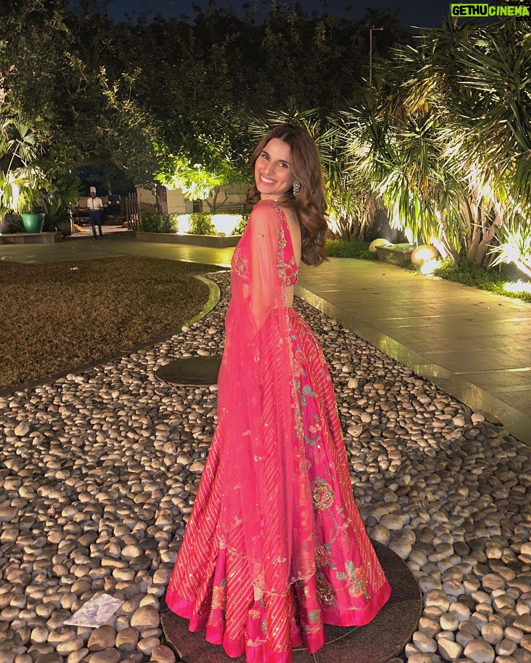 Aisha Ahmed Instagram - . Sangeet Night #Meghank ✨ I couldn’t pick which one I liked more 🪷 . Styled by @ojaskolvankar In this stunning pink lehenga by @paulmiandharsh jewellery @flourishbygunjanjain Assisted by @arshadjrofficial