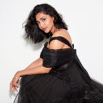 Aishwarya Lekshmi Instagram - Cinnamon Coffee But make it Black. ☕️ Ps : A tip to anyone who wants to buy me coffee 💁🏻‍♀️