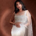 Aishwarya Lekshmi Instagram – @aishu__ 💎
.
Stylist @sohinydas 
MUA @kalwon_beauty 
Hairstylist @soniyarameshbabu_muah 
Photography @arungnanavel 
Outfit @dilnazkarbhary 
Jewellery @deepagurnani  @theamethyststore 
Studio @dmstudio_rental