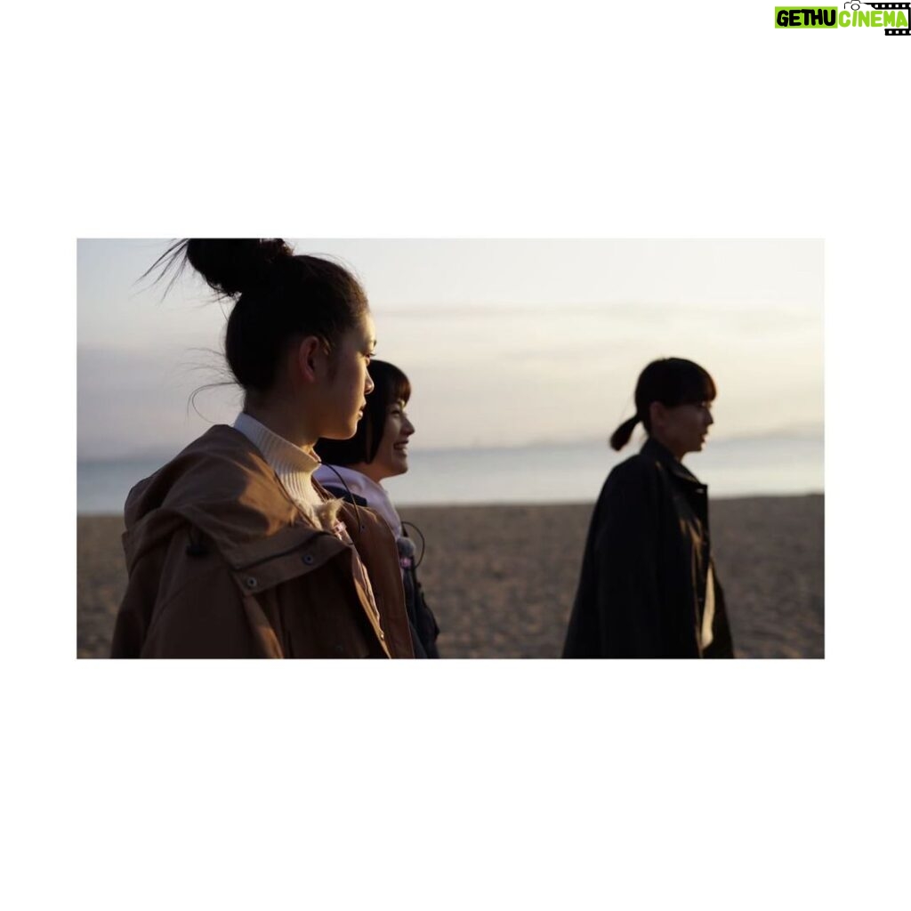 Akari Takaishi Instagram - 映画「とおいらいめい」 池袋シネマ・ロサ、最終日。 最終上映19:45。 とうとう一つ終わりが来てしまいました。 撮影から公開まで時間があり、皆様にこの作品が届いていることが奇跡のように嬉しく思っています。 最後まで三姉妹のあの日々を見守っていてください。 最終日、宜しくお願いします。 #とおいらいめい 公式Instagram @distantthunder2022