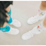 Akari Takaishi Instagram - 昨日は、トークイベントありがとうございました🌱 楽しくて、あっという間でしたっ そして樹里ちゃんとお揃いの衣装が可愛い… スニーカー、衣装さんのハンドメイドなんです！感謝🥲 stylist @kanedakenshi 写真展「 W -double- ふたり寫眞展 」 写真家も被写体も星の数ほどいて、写真展も数あれど、ふたり組にフォーカスしたものはあまりない。 「 W -double- ふたり寫眞展 」は３人の新進気鋭のクリエイターが気になる次世代女優のふたりを撮影する写真展です。 ーーーーーーーーーー ●参加女優 × フォトグラファー● 髙石あかり × 上坂樹里 × 木下昂一 @a_akari1219 @juri_kosaka @takataka0985 stylist @kanedakenshi h@m @ayasumimoto 大島涼花 × 藤﨑ゆみあ × 坂功樹 @ryoka_oshima @yumia_fujisaki @ko_ki333 成海花音 × 岡田菜々美 × 外山文治 @narumi.kanon.official @naninune_nana @bunchama ーーーーーーーーーー 日程 : 2024年1月30日(火)〜2月4日(日) 時間 : 11:00〜19:00 会場 : 弘重ギャラリー 〒150-0022東京都渋谷区恵比寿南2-10-4 ART CUBE EBIS 地下1F ※JR恵比寿駅より徒歩7分ほど。 ※最終日のみ17:00閉館 入場料 : 300円