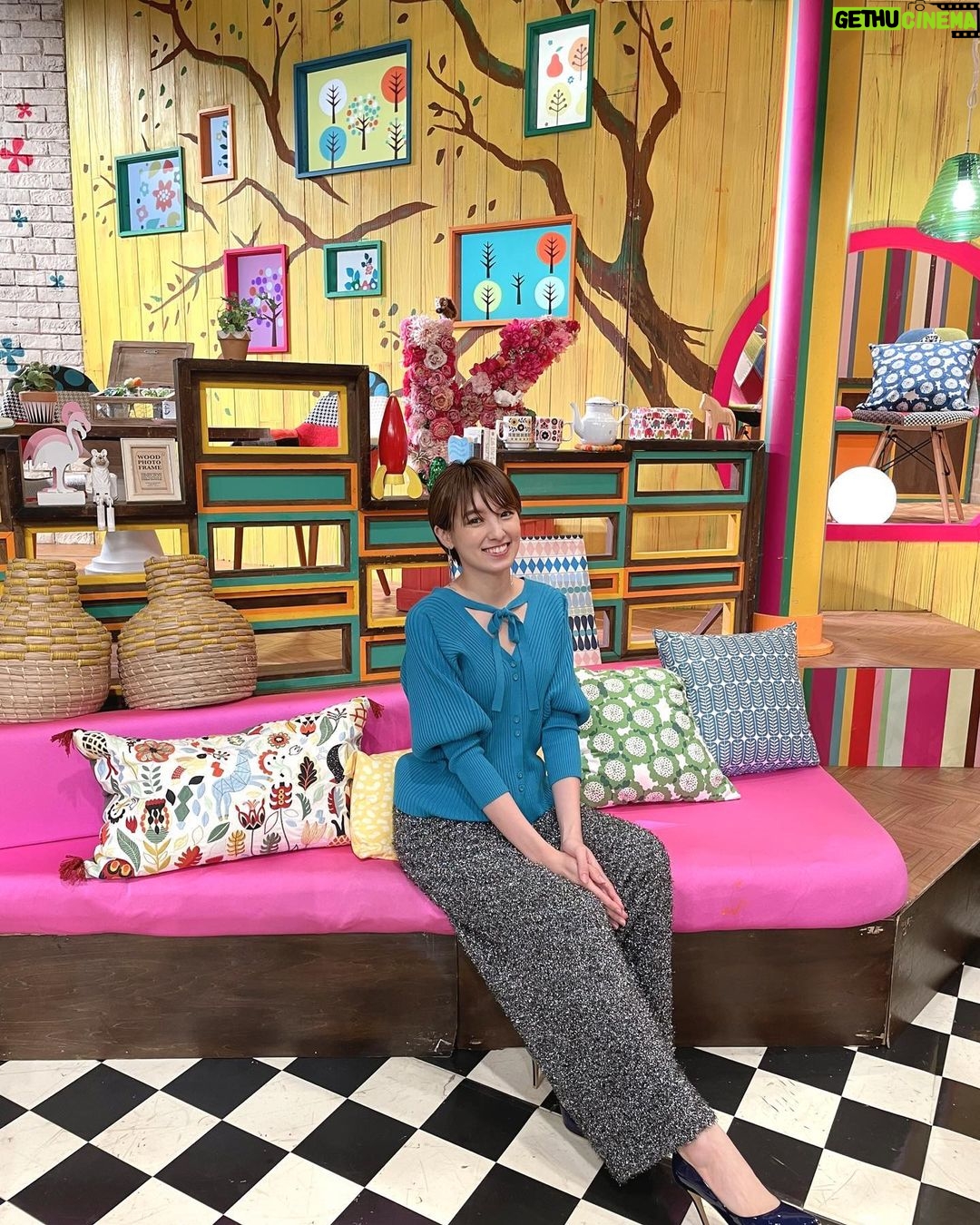 Akina Minami Instagram - プチブランチ衣装✨ 写真1・2枚目 トップス @rosebud_official_ パンツ @maisonspecial_women ピアス @lynow25 パンプス @dianashoespress 写真3・4枚目 セットアップ @amerivintage ピアス @miina.gems ブーツ @dianashoespress 写真5・6枚目 シャツ、ワンピース @anogh_official ピアス @lynow25 靴 @randa_pic 写真7・8枚目 トップス、スカート @cocodeal_official ピアス @viola_bijou リング @plafu77 ブーツ @randa_pic