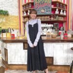 Akina Minami Instagram - 最近の衣装✨ 写真1・2枚目 ワンピース、シャツ @resyuryu_official イヤーカフ @kumpel_by_p 写真3・4枚目 トップス @amerivintage パンツ @lois_crayon_official サンダル @dianashoespress ピアス、リング @faveur.jewelry 写真5・6枚目 セットアップ @creolme_official @rosebud_official_ サンダル @dianashoespress ピアス @masaejewelry 写真7・8枚目 ワンピース @hdxuly ピアス @do_la.official 靴 @randa_pic 写真9・10枚目 @トップス、ワンピース @anogh_official ピアス @ari._j 靴　 @randa_pic