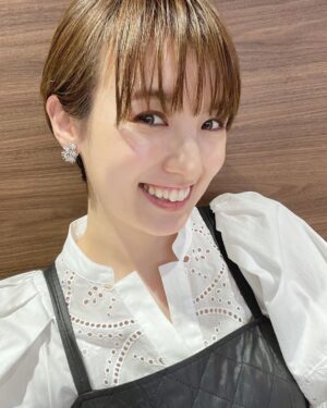 Akina Minami Instagram - 最近の衣装✨

写真1・2枚目
ワンピース
@avie_andensal
ピアス
@miina.gems
靴
@dianashoespress

写真3・4枚目
ブラウス
@avie_andensal
ワンピース・靴
@randa_pic
ピアス
@grossejapan

写真5・6枚目
ワンピース
@createclair
ジャケット、パンツ
@limue_official
ブーツ
@randa_pic
ピアス、ネックレス
@grossejapan

写真7・8枚目
ジャケット
@acym_official
シャツ、パンツ
@amail_official
ピアス
@cujacu
サンダル
@dianashoespress

写真9・10枚目
トップス、スカート
@fumiku_tokyo
靴
@randa_pic
ピアス
@mimucreate