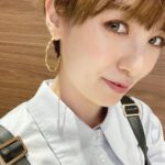 Akina Minami Instagram - 今週の《プチブランチ》衣装✨ 写真1・2枚目 シャツ @ekcookies_jp ワンピース @fumiku_tokyo ピアス @magunolia_tokyo 靴 @randa_pic 写真3・4枚目 セットアップ @fumiku_tokyo ピアス @amitiecredirdesign 靴 @dianashoespress