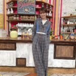 Akina Minami Instagram - 最近の衣装✨ 写真1・2枚目 ジャケット、パンツ @teki_atelier ピアス @hemca_official サンダル @randa_pic 写真3・4枚目 ワンピース、パンツ @diagramofficial ピアス @annemariechagnon_jp サンダル @randa_pic 写真5・6枚目 ジャケット、デニム　 @milaowen_official ピアス @lisrique_pr サンダル @randa_pic 写真7・8枚目 セットアップ @nagisa_tokyo ピアス @___lumgo.se 写真9・10枚目 トップス、スカート @elendeek 靴 @dianashoespress ピアス　 @abiste_official