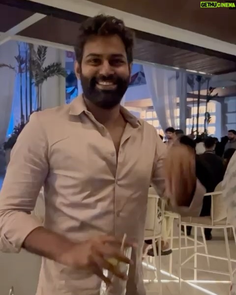 Akshara Gowda Instagram - Well in my head I’m still 18 🫶😁 Last 36 hrs of my life …. With peeps who matter and with things I love (cake / alcohol / food / dancing / laughter ) 💃 ❤️🫶 When life in itself is a blessing 🤩 #gratitude #grateful #birthday Happy Place ;)