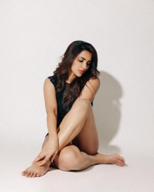 Akshara Gowda Instagram - Once you become very aware of yourself, it’s almost a joke when someone tries to tell you about you 🖤

📷 @pranav.foto