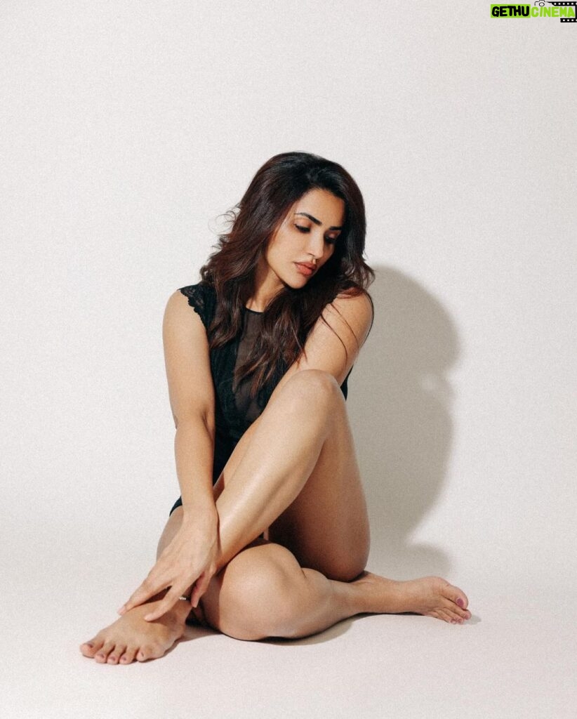 Akshara Gowda Instagram - Once you become very aware of yourself, it’s almost a joke when someone tries to tell you about you 🖤 📷 @pranav.foto