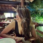 Akshara Gowda Instagram – Never underestimate the healing power of a quiet moment with your loved one in the garden ❤️

His love language is to click  @fatheroffloki