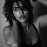 Akshara Gowda Instagram – Keep on shining 🔥❤️ 

📷 @pranav.foto 

 #aksharagowda #stylishtamilachi #aksharagowdabikki #stylishtamizhachi 
#chennai #hyderabad