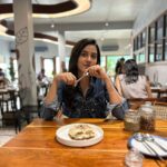 Akshaya hariharan Instagram - Some concealer and tiramisu for this week📍 @pansaucepoetry