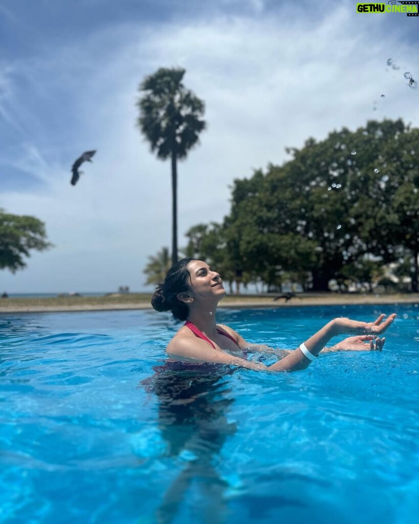 Akshaya hariharan Instagram - 🏝️ Trincomlee, Sri Lanka