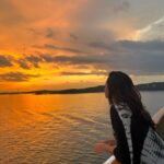 Akshaya hariharan Instagram - 🌅 நான் உன்னைத்தேடும் வேலையிலே நீ மேகம் சூடி ஓடிவிட்டாய்