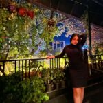 Akshita Mudgal Instagram – All beautiful things are around you💚🖤

#aesthetic #travel #newpost #black #love #photooftheday #vibe