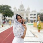 Akshita Mudgal Instagram - Blessed 🤍 #waheguruji #hazursahib #nanded #gurudwara #blessed Pc- @princekiduaa Hazur Sahib Nanded