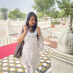Akshita Mudgal Instagram - Blessed 🤍 #waheguruji #hazursahib #nanded #gurudwara #blessed Pc- @princekiduaa Hazur Sahib Nanded