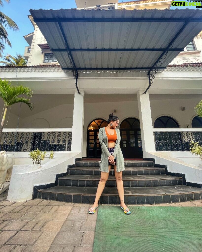 Akshita Mudgal Instagram - “Some beautiful paths can’t be discovered without getting lost.”🧡 #goa #goadiaries #travel #stylebyme #postoftheday #photooftheday