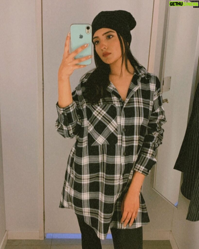 Akshita Mudgal Instagram - Oh, hey there. Love this beanie on me💞