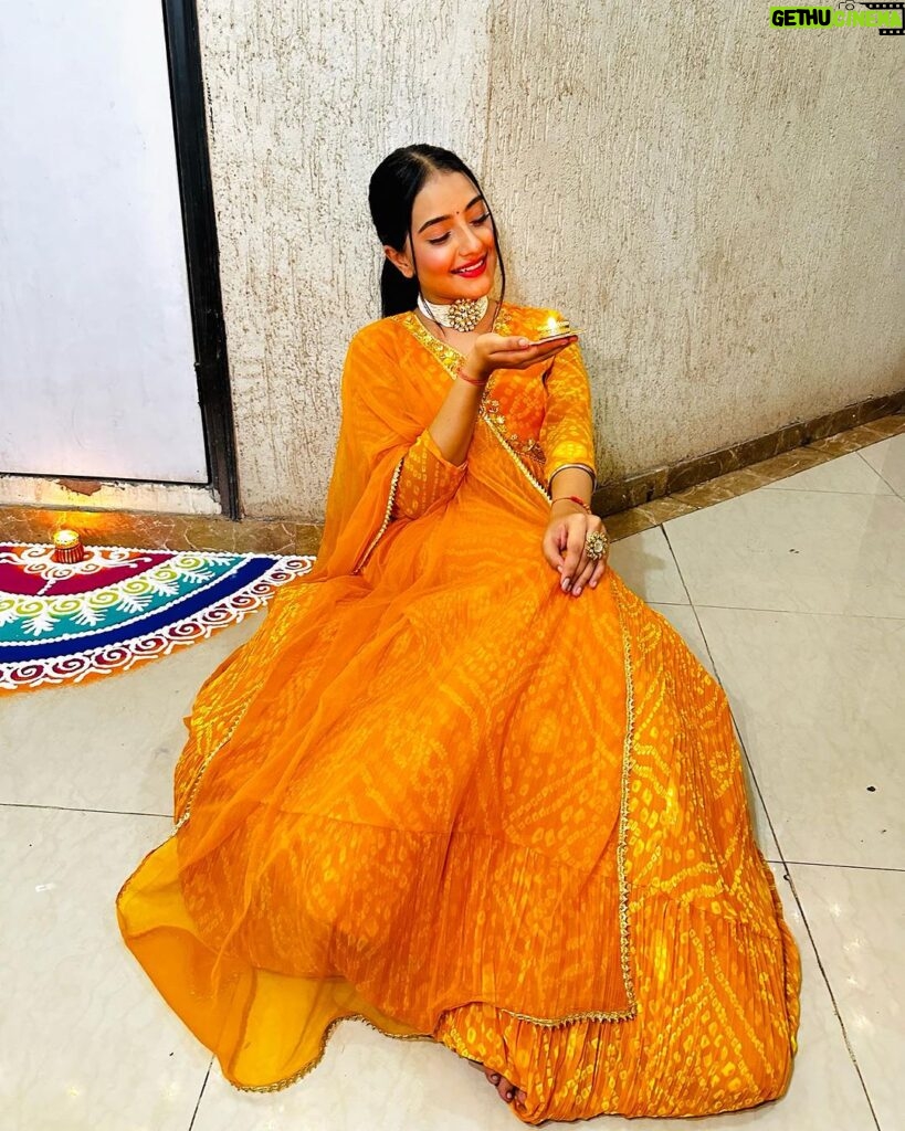 Akshita Mudgal Instagram - Happy Diwali 🪔💛