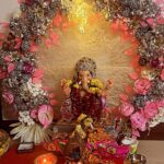 Akshita Mudgal Instagram - Ganpati Bappa Moriya♥️🙏 Pc :- @ilalitchoudharyy Wearing :- @alkas_clothing