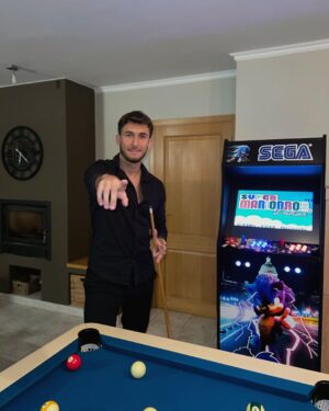 Alan Bronciac Instagram - Wanna play? 🤪