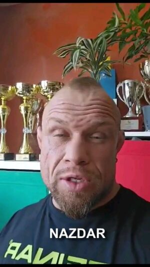 Aleš Bejr Instagram - Filip Grznár předpovídá prohru Soukupa s Bejrem a vysvětluje, proč Jaromír není dobrý boxer! 
#ClashOfTheStars