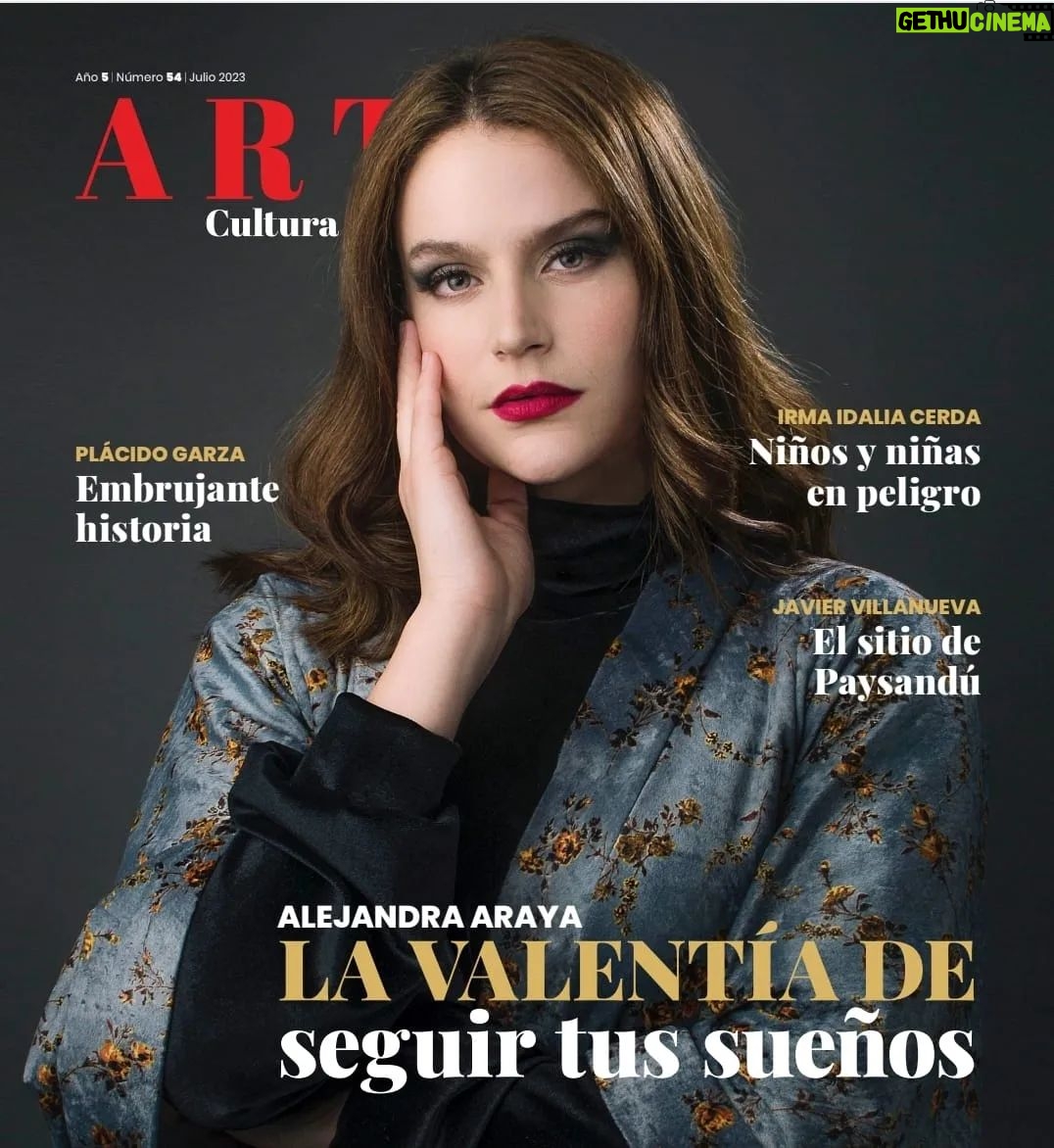 Alejandra Araya Instagram - Quiero invitarles a leer esta entrevista en la revista @arteculturaysociedad , México. Gracias @eduitijerinachapa por esta oportunidad para contar un poquito más de mi. Gracias por tu dedicación y trabajo 💓. Gracias a @roberto_garza_oficial por permitirme este espacio en la revista 🙏🏿. Y gracias también a todos los fotógrafos que participaron de ella, con sus trabajo en diferentes versiones mias 😊: @nataliabelmar_ @pedro_peter_fotografia @domi_149km @cote_carvajal @oscar_dp (Link en historia)