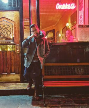 Alejandro Hernández Instagram - Drunk Manhattan nights >>>