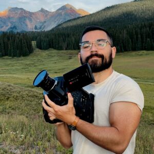 Alejandro Hernández Instagram - Serie de fotos en Telluride, Colorado. Mi próximo reel va a estar más sexy, como mi brazo.