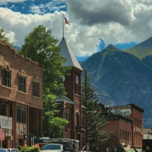 Alejandro Hernández Instagram - Serie de fotos en Telluride, Colorado. Mi próximo reel va a estar más sexy, como mi brazo.
