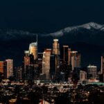 Alejandro Hernández Instagram - Ustedes sabían que en Los Angeles se ven montañas con nieve en invierno? Yo tampoco. . #losangeles #california #skyline #moodygrams #DTLA #KennethHahnPark #CulverCity #cinematic #justgoshoot Los Angeles, California