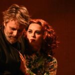 Alessandra Maestrini Instagram - Ontem @kafkabonecaviajante encerrou sua temporada em São Paulo. Ano que vem, faremos Fortaleza, Natal, Goiânia e Curitiba. Depois voltamos ao Rio de Janeiro para 2 meses de temporada, desta vez, na Gávea. Assim que tivermos infos de vendas de ingressos, posto aqui. Muito obrigada, São Paulo, por dias mágicos e de muita emoção! Quem sabe voltamos em breve pra cá tb...? 📷 @jessica__christina