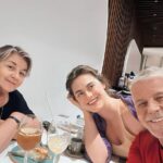 Alessandra Maestrini Instagram - Almoço de sábado nas melhores companhias... Cada um se achou mais gato em uma das fotos. Então postei as três! 🤣❤️❤️❤️ Rio de Janeiro, Rio de Janeiro